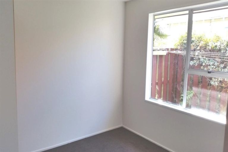 Photo of property in 2/19 Maxwell Street, Riccarton, Christchurch, 8041