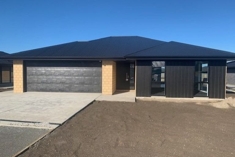 Photo of property in 31 Maitland Crescent, Rolleston, 7614