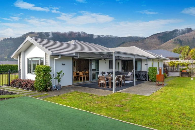 Photo of property in 4 Woolshed Drive, Stoke, Nelson, 7011