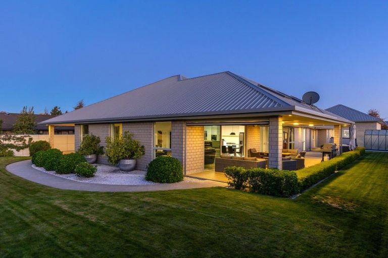 Photo of property in 14 Windsor Close, Springlands, Blenheim, 7201