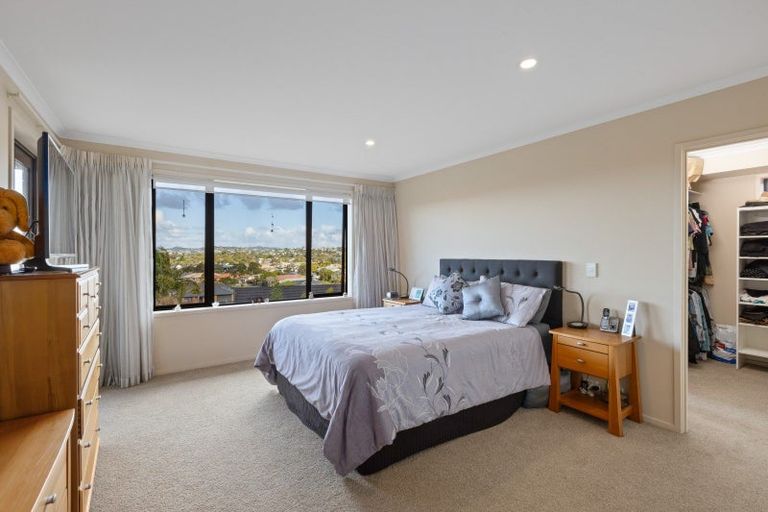 Photo of property in 53 Grand Drive, Orewa, 0931