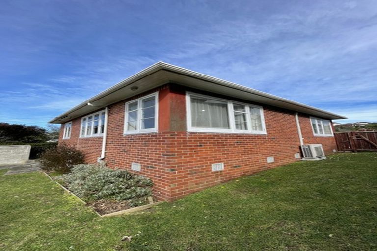 Photo of property in 19 Hindmarsh Street, Johnsonville, Wellington, 6037
