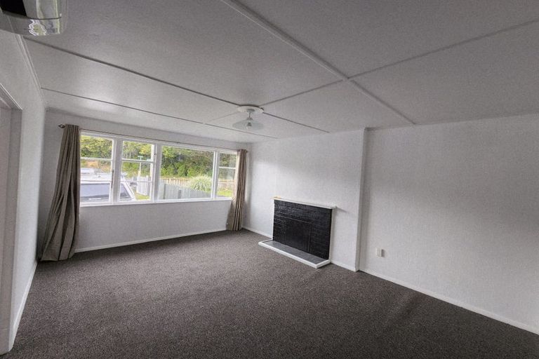 Photo of property in 34 Harris Street, Naenae, Lower Hutt, 5011