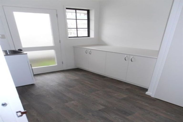 Photo of property in 51 Office Road, Merivale, Christchurch, 8014