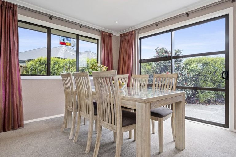 Photo of property in 38a Madison Street, Cambridge, 3434