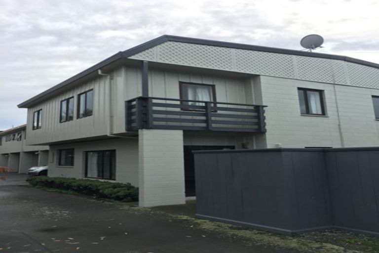 Photo of property in 6/37 Brockworth Place, Riccarton, Christchurch, 8011