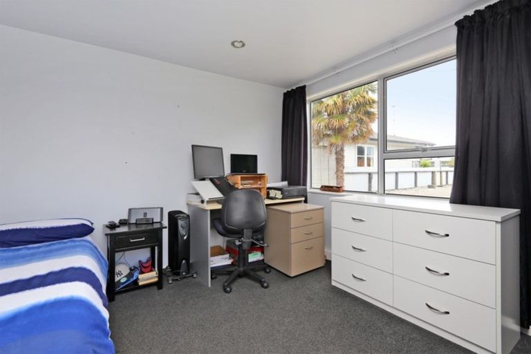 Photo of property in 4 Pembroke Street, Taradale, Napier, 4112