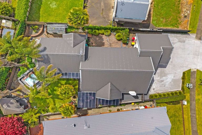 Photo of property in 62 Cairns Crescent, Rototuna, Hamilton, 3210