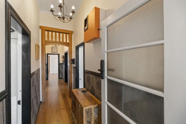 Photo of property in 162 Tukapa Street, Westown, New Plymouth, 4310