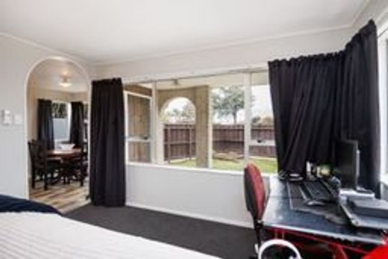 Photo of property in 49 Kaimanawa Street, Kelvin Grove, Palmerston North, 4414