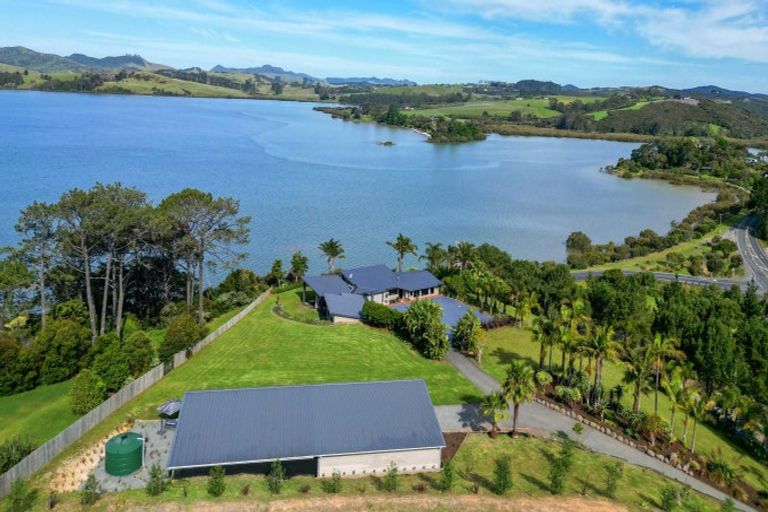 Photo of property in 10 Waterfront Drive, Mangonui, 0420