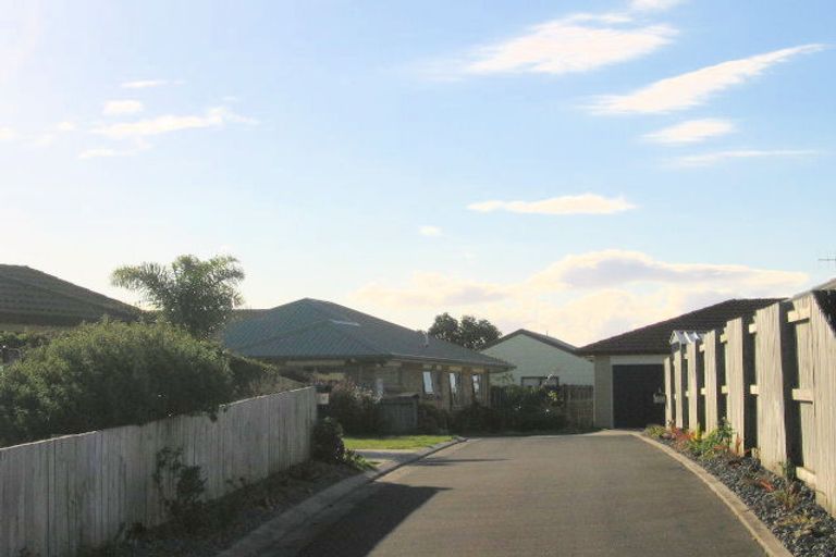 Photo of property in 12 Karia Grove, Papamoa Beach, Papamoa, 3118