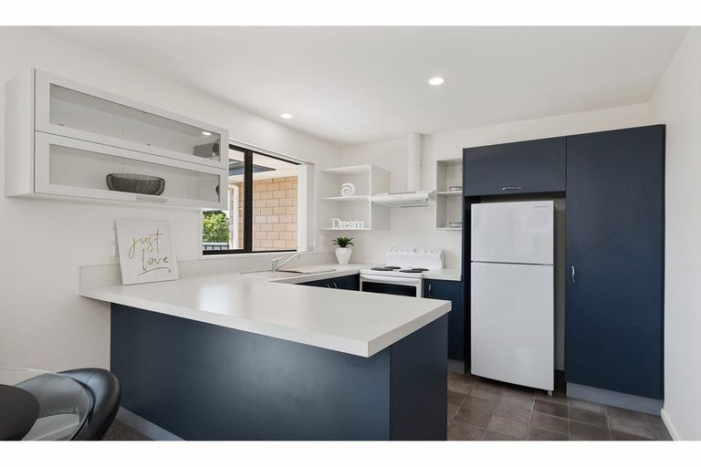 Photo of property in 1/17 Nicholls Road, Halswell, Christchurch, 8025