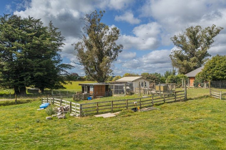 Photo of property in 36 Tamumu Road, Waipawa, 4210