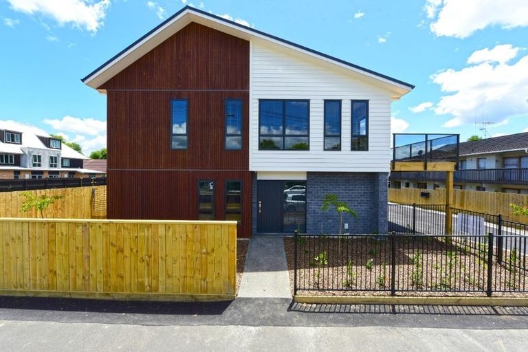 Photo of property in 47u2 Cook Street, Hamilton East, Hamilton, 3216