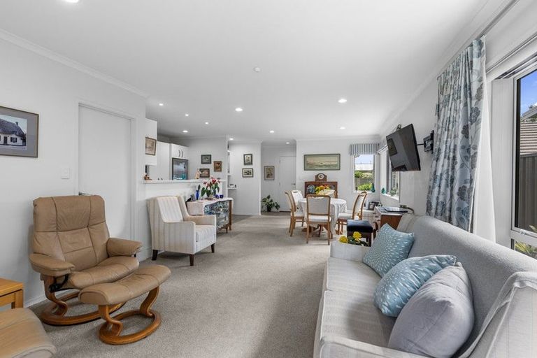 Photo of property in 45c Russley Drive, Mount Maunganui, 3116