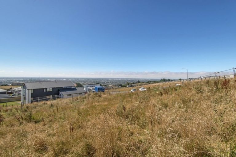 Photo of property in 8 Millbeck Place, Westmorland, Christchurch, 8025