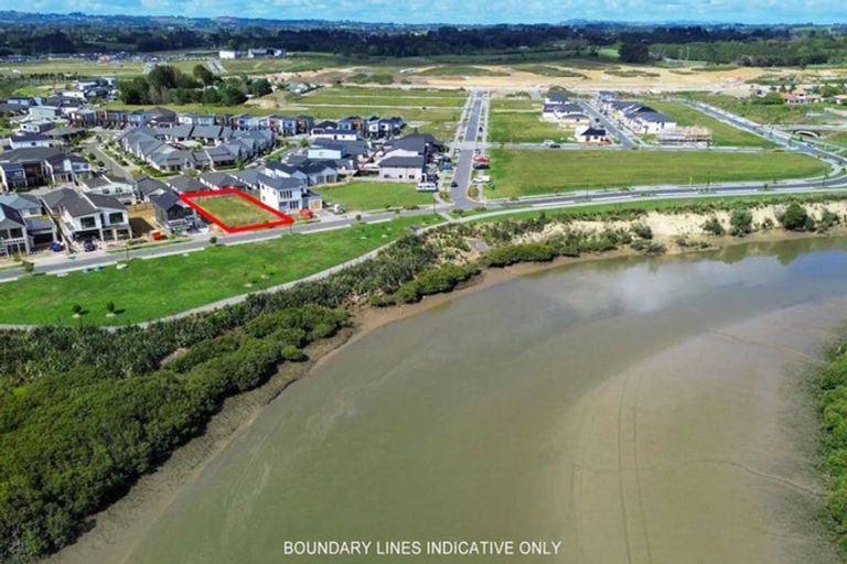 Photo of property in 92 Kahui Parade, Karaka, 2113