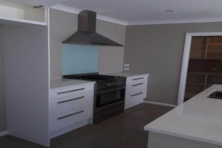 Photo of property in 10 Hickmott Street, Rangiora, 7400