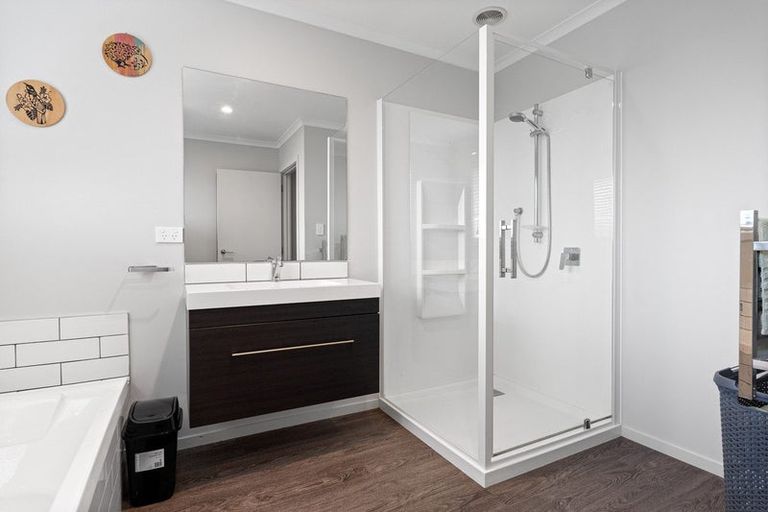 Photo of property in 15 Admiralty Drive, Haruru, 0204