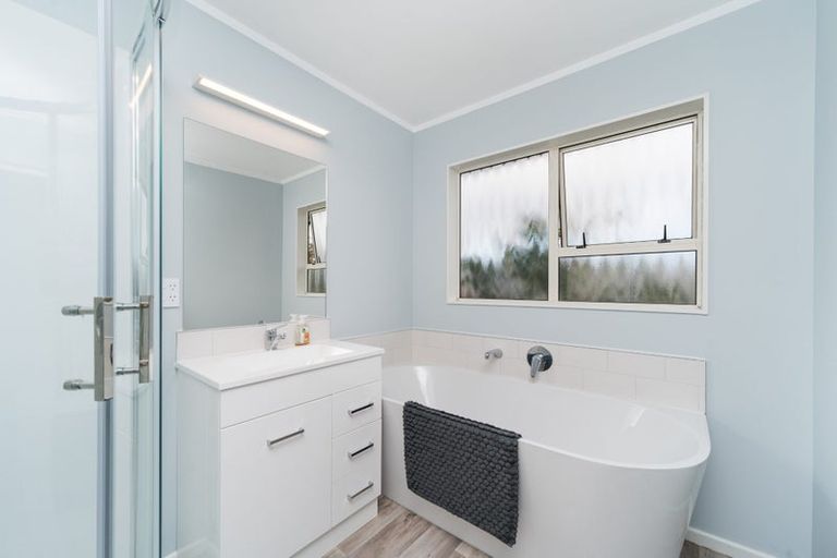 Photo of property in 18a Pukepapa Road, Marton, 4710