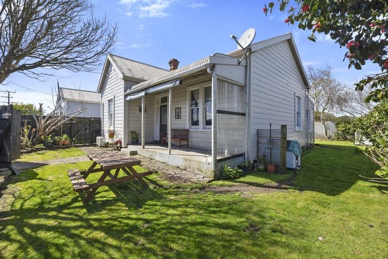 Photo of property in 49 Parris Street, Waitara, 4320