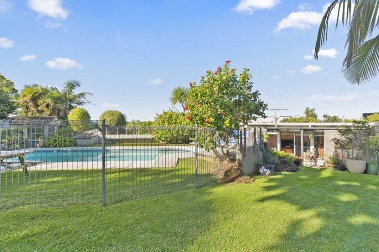 Photo of property in 7/18 Parr Terrace, Castor Bay, Auckland, 0620