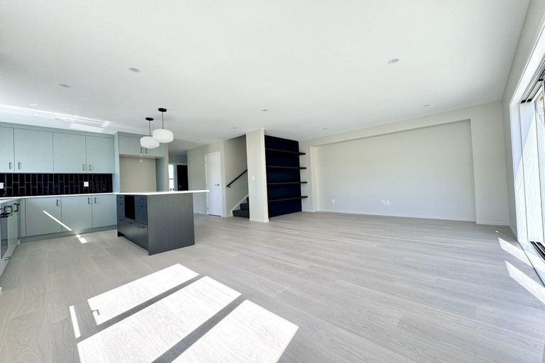 Photo of property in 9 Swinton Place, Churton Park, Wellington, 6037