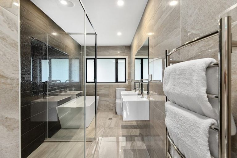 Photo of property in 12 Inglis Street, Seatoun, Wellington, 6022