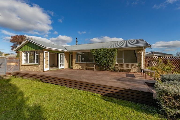 Photo of property in 15 Ebony Street, Bishopdale, Christchurch, 8053