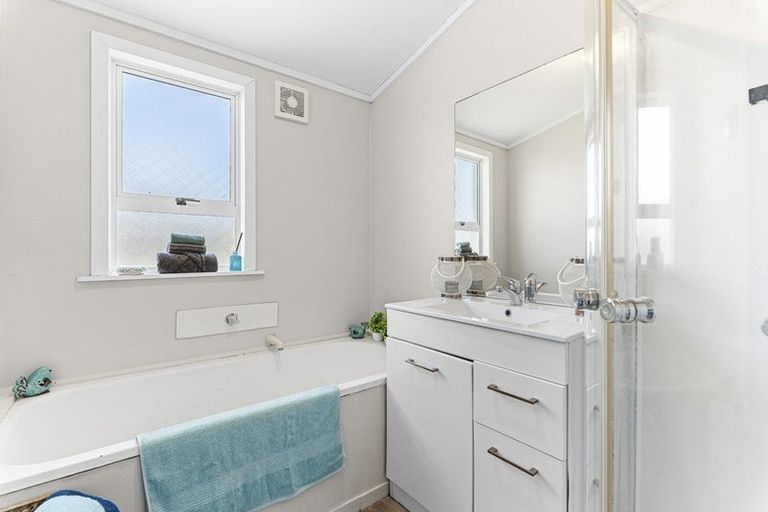 Photo of property in 45c Princess Street, Waitara, 4320