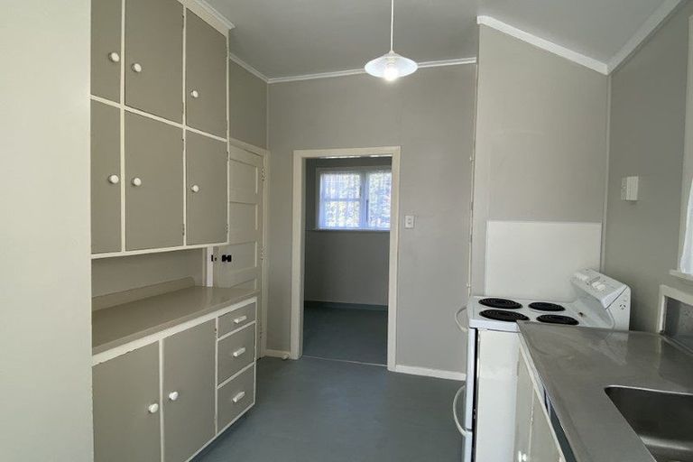 Photo of property in 167 Oxford Terrace, Epuni, Lower Hutt, 5011