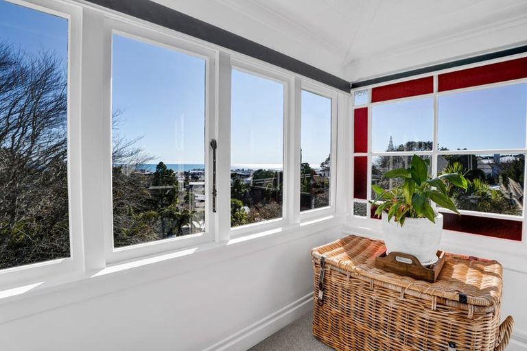 Photo of property in 5 Rogan Street, New Plymouth, 4310