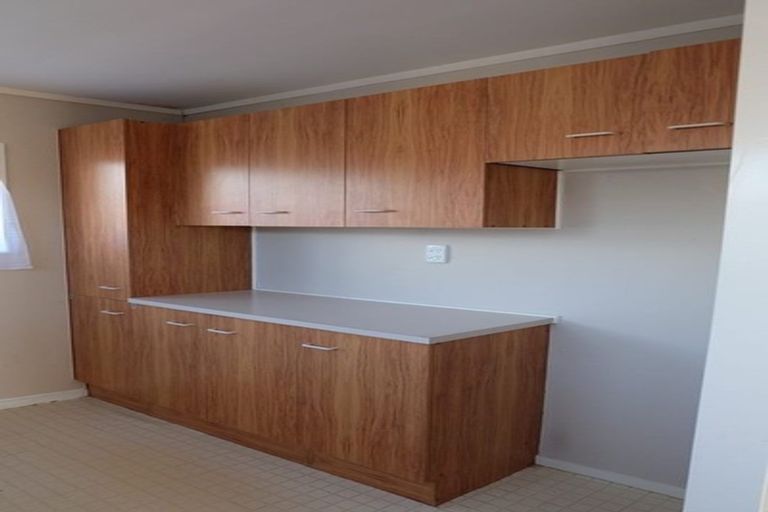 Photo of property in 5/3195 Great North Road, New Lynn, Auckland, 0600