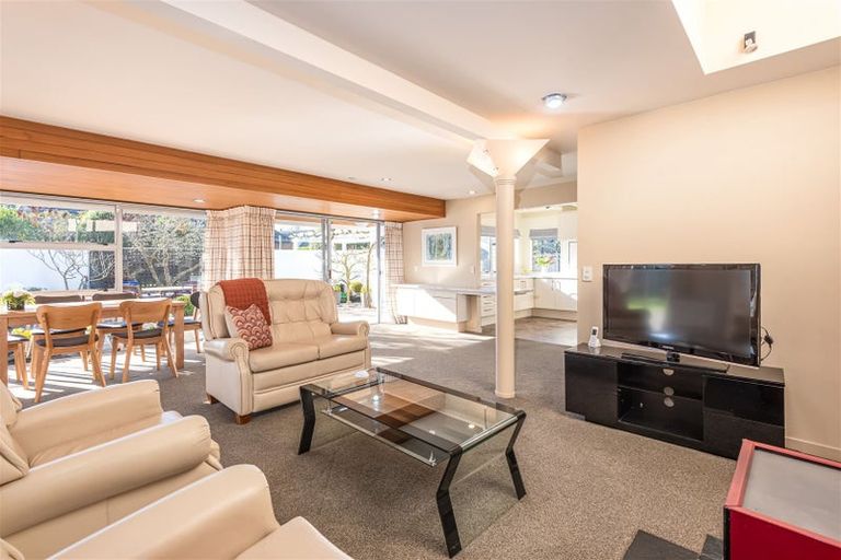 Photo of property in 17 Natalie Place, Harewood, Christchurch, 8051