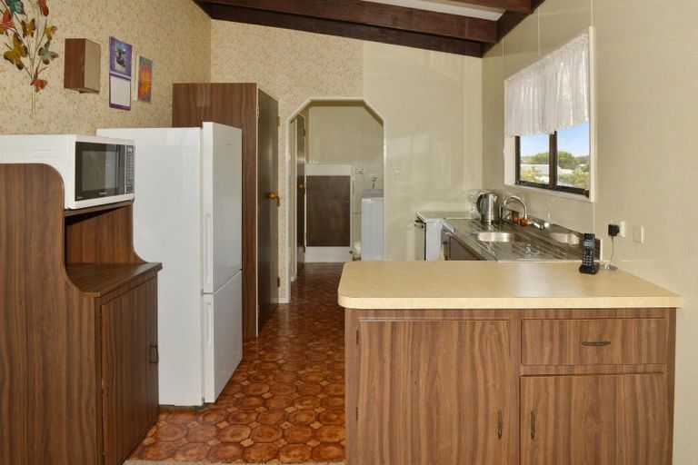 Photo of property in 3 Hartley Street, Foxton Beach, Foxton, 4815