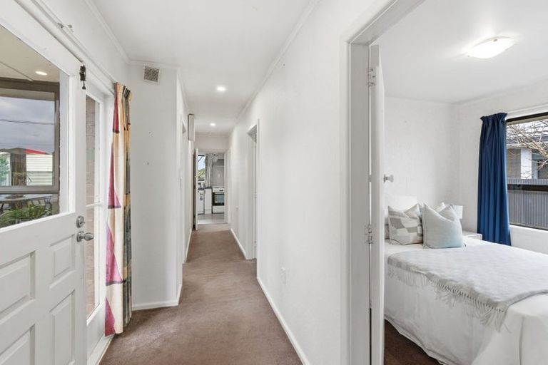 Photo of property in 9 Appleby Crescent, Burnside, Christchurch, 8053