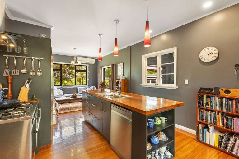 Photo of property in 82 Tikorangi Road, Tikorangi, Waitara, 4383
