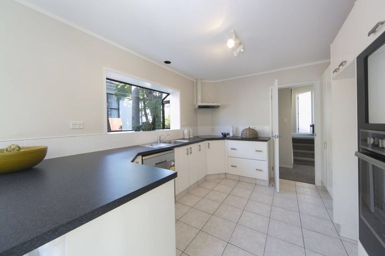 Photo of property in 13 Helga Crescent, Te Atatu Peninsula, Auckland, 0610