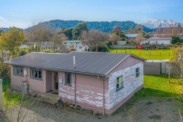 Photo of property in 89a Goldfinch Street, Ohakune, 4625
