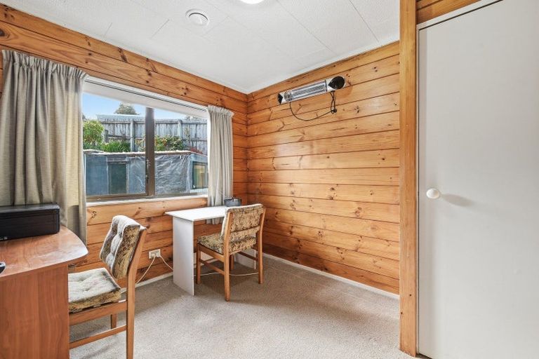 Photo of property in 3a Jet Place, Pukehangi, Rotorua, 3015