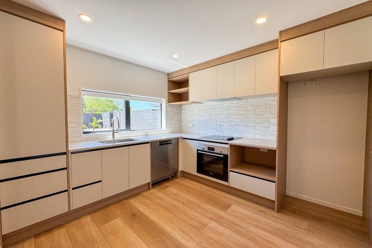 Photo of property in 19d House Avenue, Mangere Bridge, Auckland, 2022