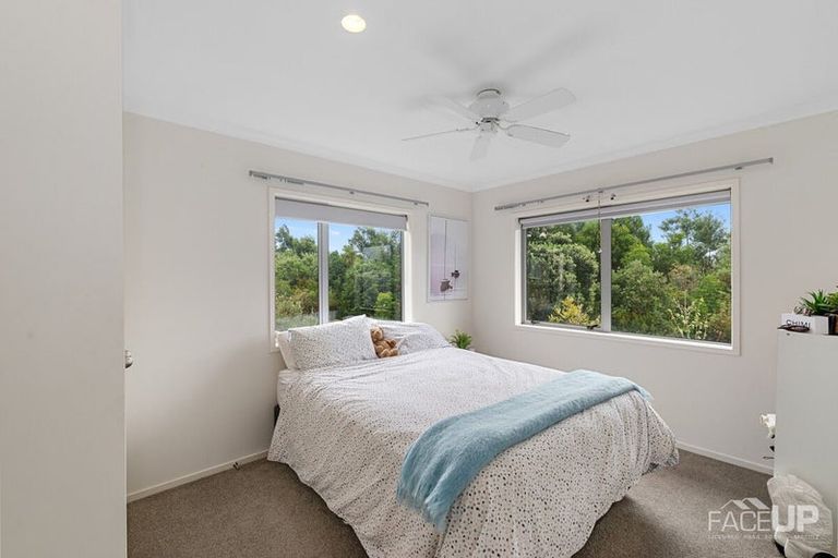 Photo of property in 33 Station Street, Hobsonville, Auckland, 0616