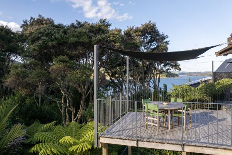 Photo of property in 100b Greenslade Road, Raglan, 3295