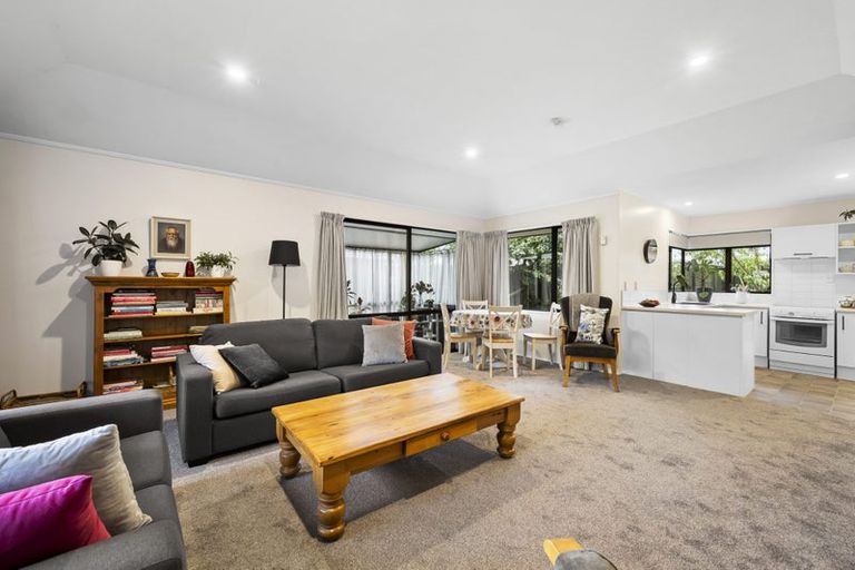 Photo of property in 5 Villa Grove, Ilam, Christchurch, 8041