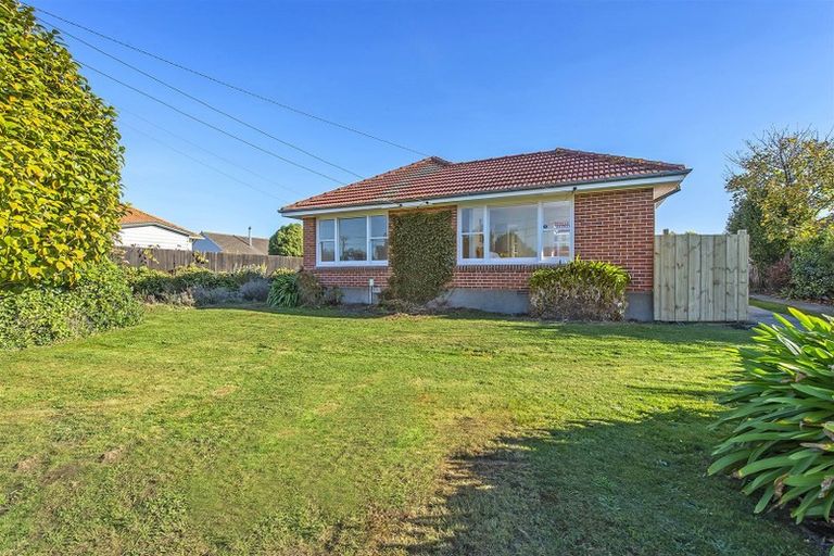 Photo of property in 19 Bampton Street, Burwood, Christchurch, 8061