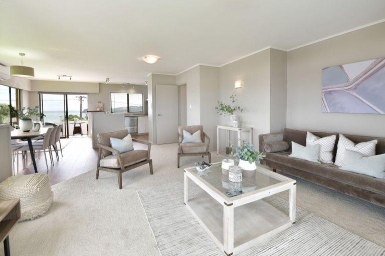 Photo of property in 18 Melandra Road, Stanmore Bay, Whangaparaoa, 0932