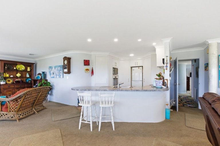 Photo of property in 9 Phoenix Heights, Mount Maunganui, 3116
