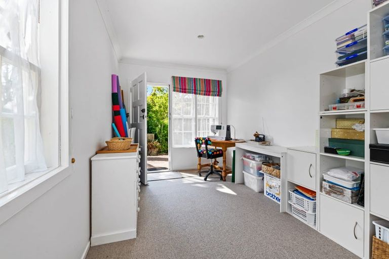 Photo of property in 3 Awaruku Road, Torbay, Auckland, 0630