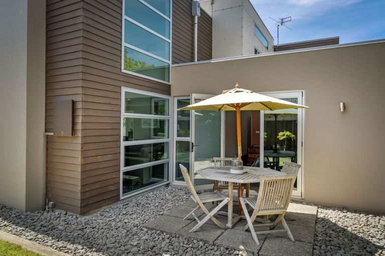 Photo of property in 20a Gordon Avenue, St Albans, Christchurch, 8014